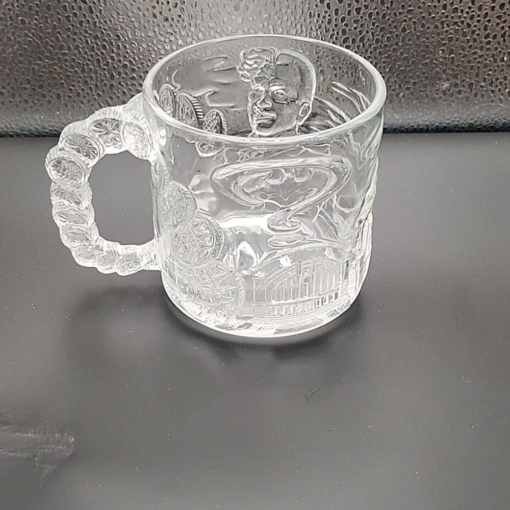 Vintage 1995 McDonald's Batman Forever Two Face Clear Mugs Set of 2